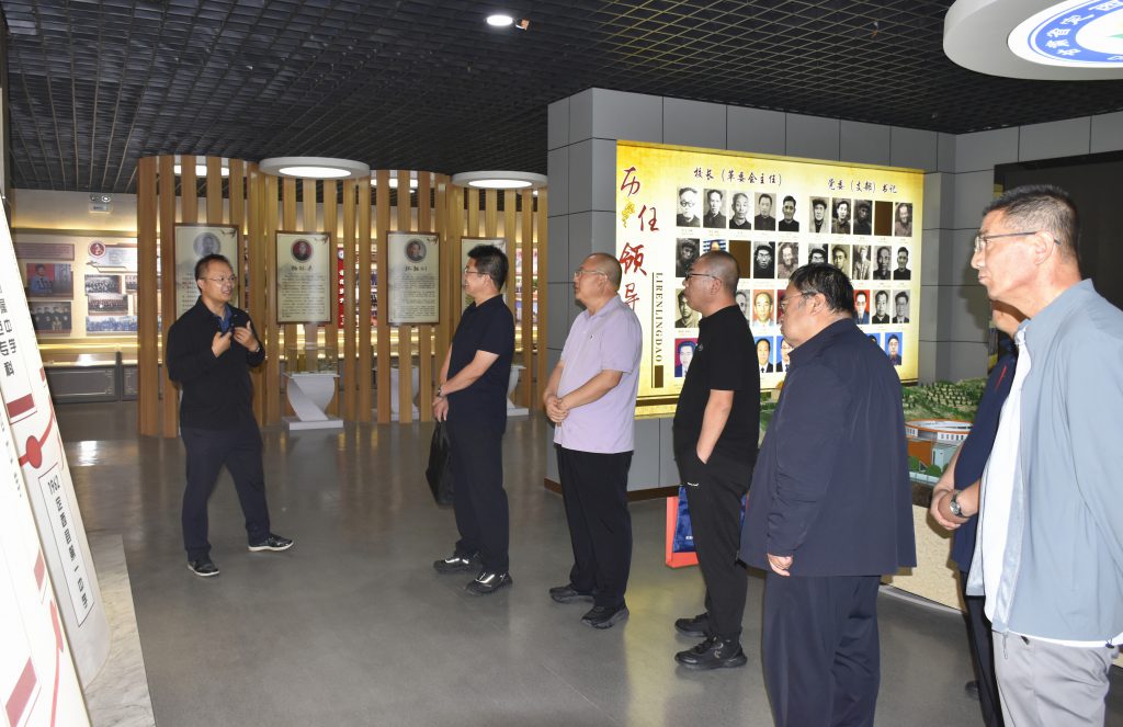 校际对话研治校良策  携手共进绘教育新景
